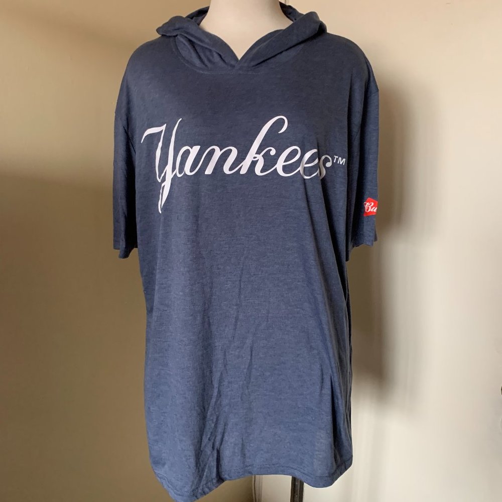 MATCH-UP MENS HOODED SHIRT SIZE XL YANKEES BUDWISER SHORT SLEEVES
